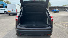 Nissan Qashqai 1.2 DiG-T N-Connecta 5dr Petrol Hatchback
